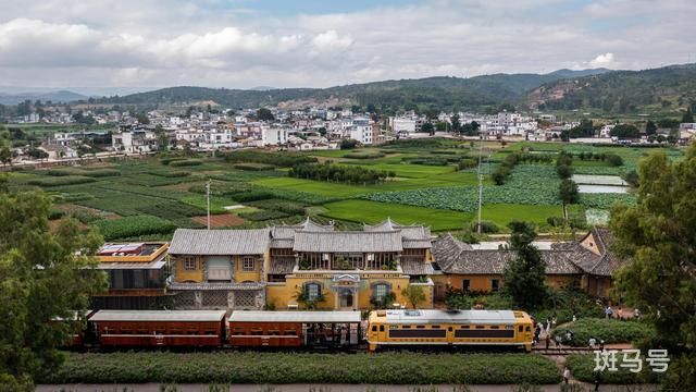熟悉的热闹场景又回来了（云南旅游业恢复发展见闻）(图1)